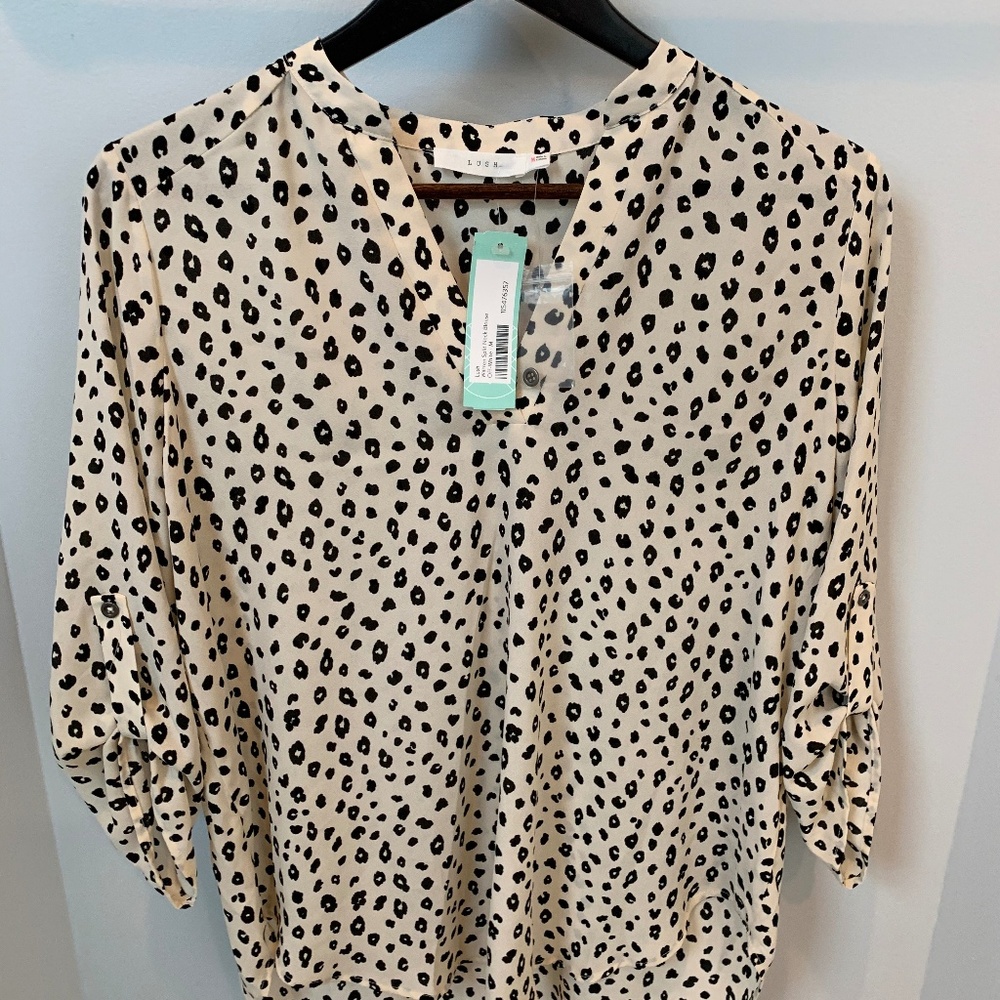 NWT Cream and Black Silk Top M